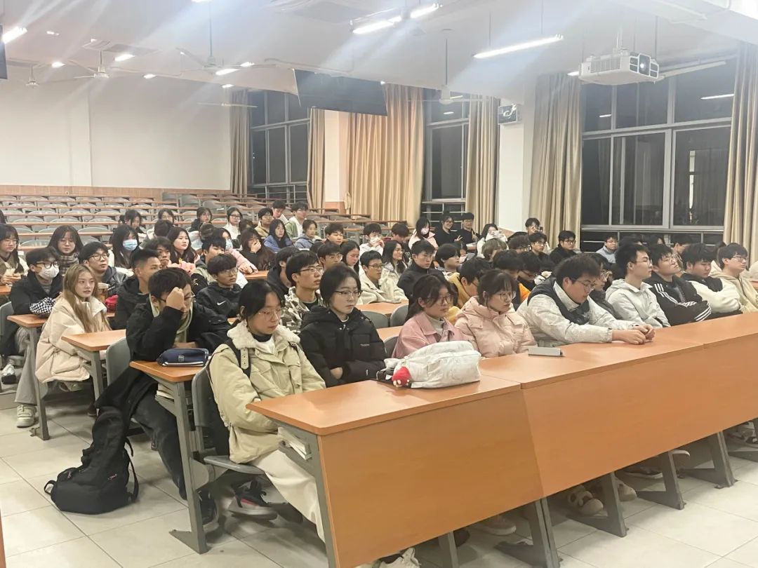 意昂下载图片