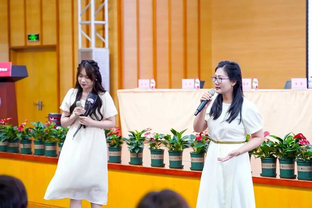 意昂报道图片