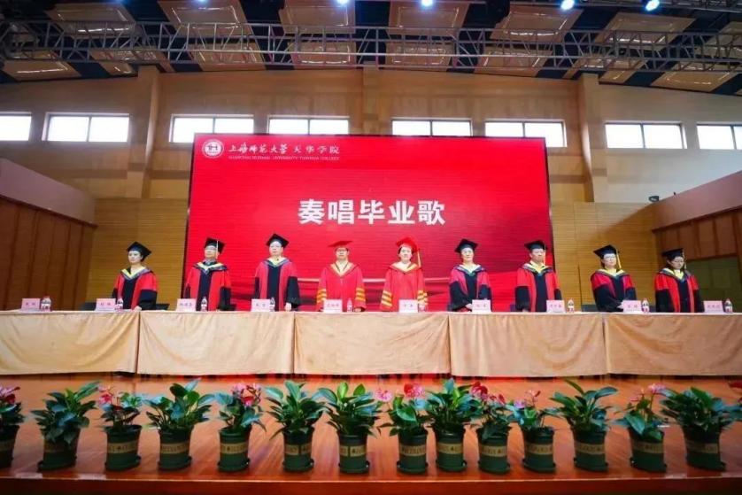 意昂精彩图片