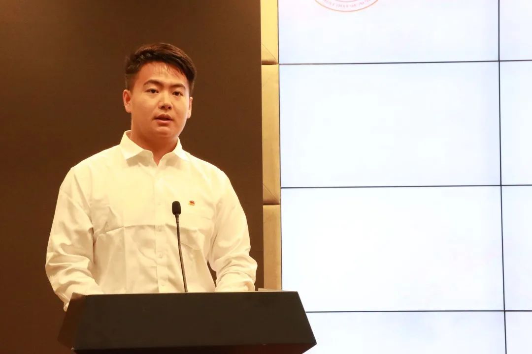 意昂动态图片