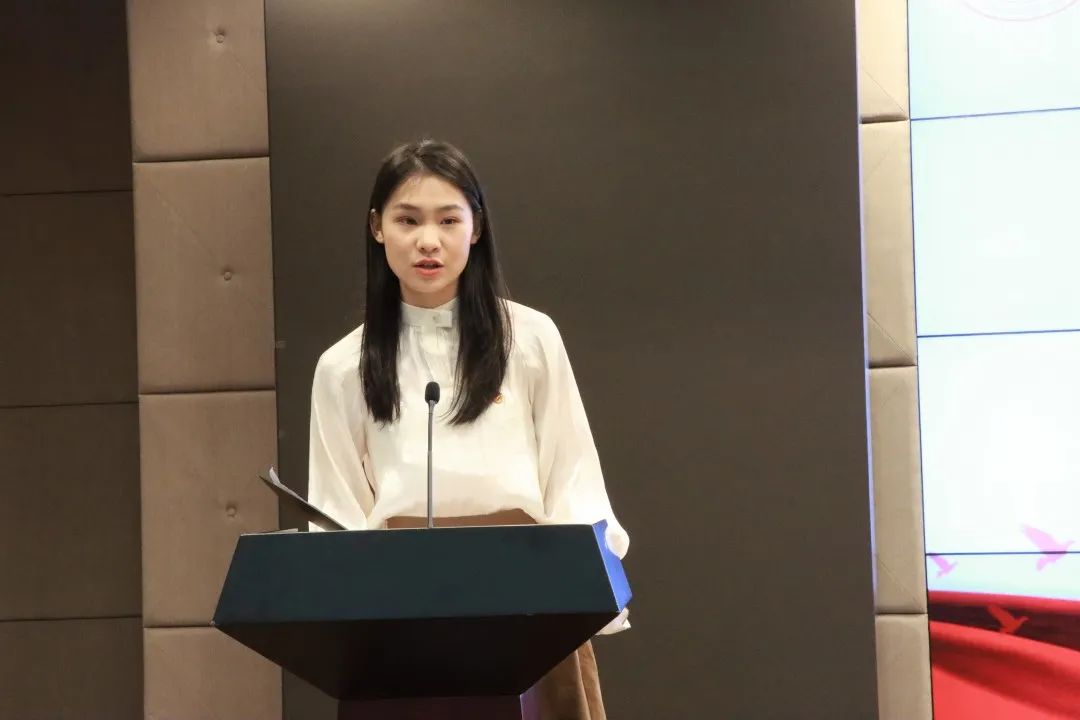 意昂新闻图片