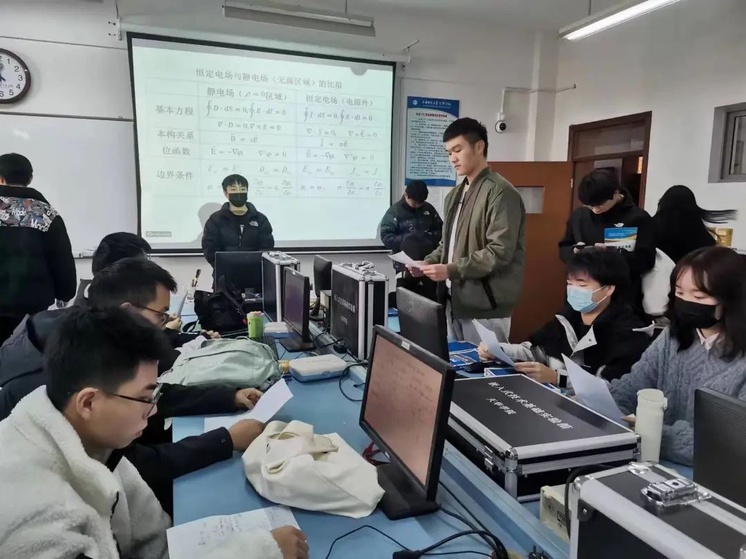 意昂新闻图片