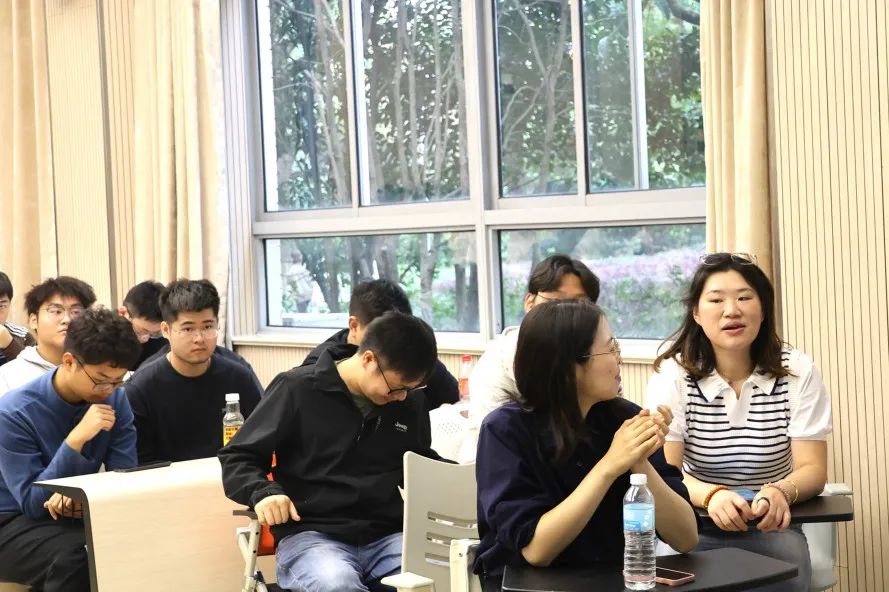 意昂app图片