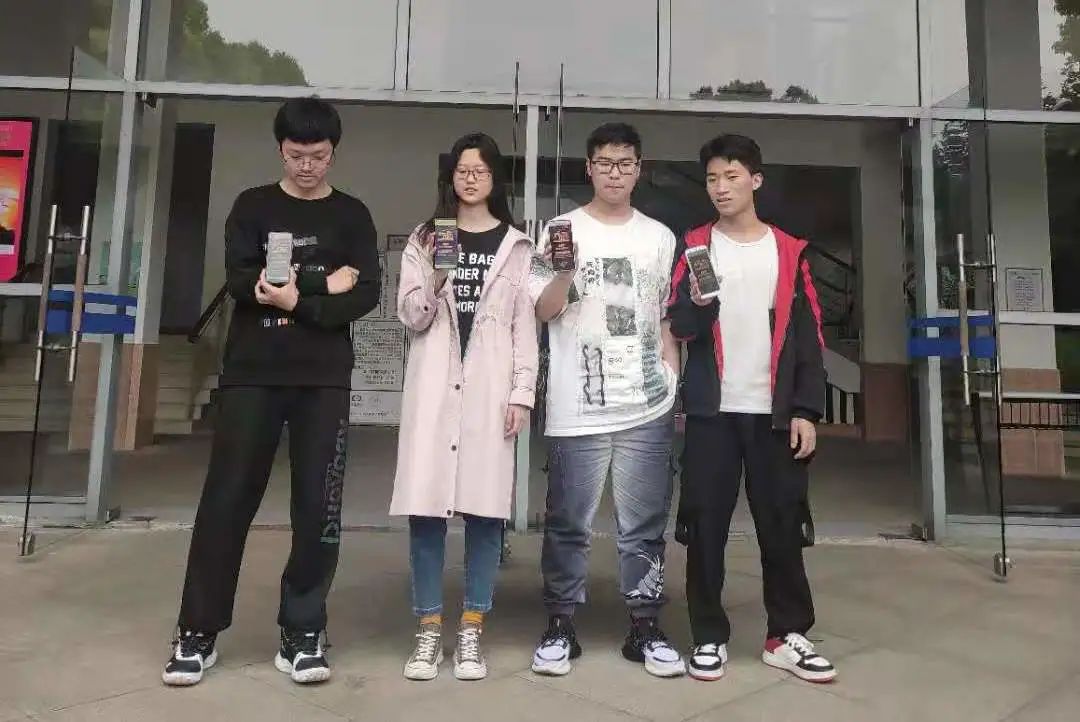 意昂新闻图片