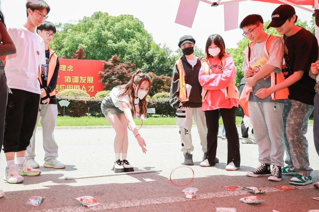 意昂app图片