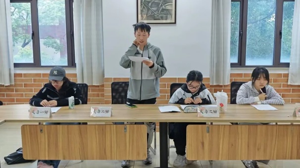 意昂注册图片