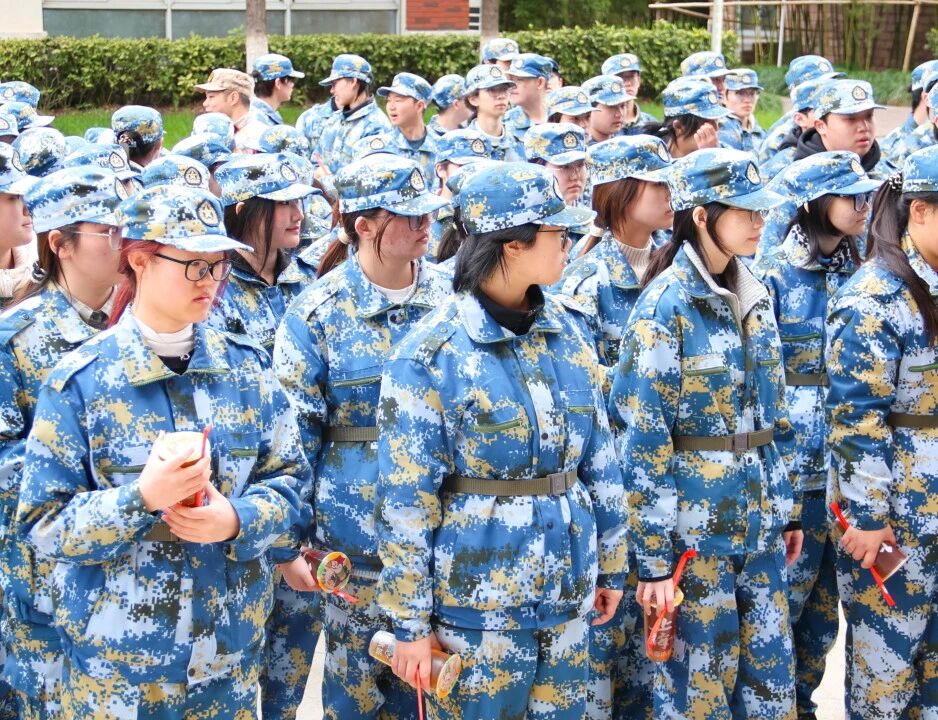 意昂登录图片