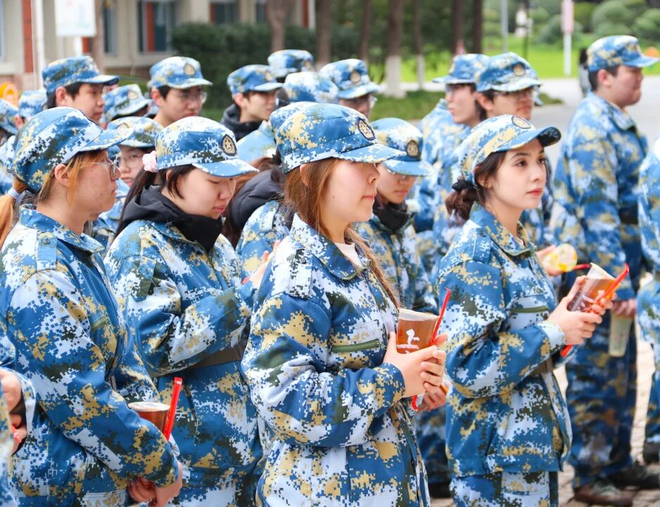 意昂登录图片