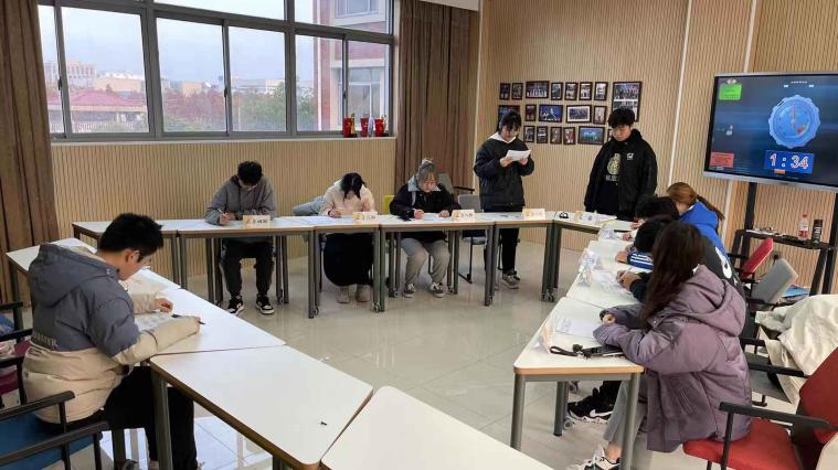 意昂报道图片