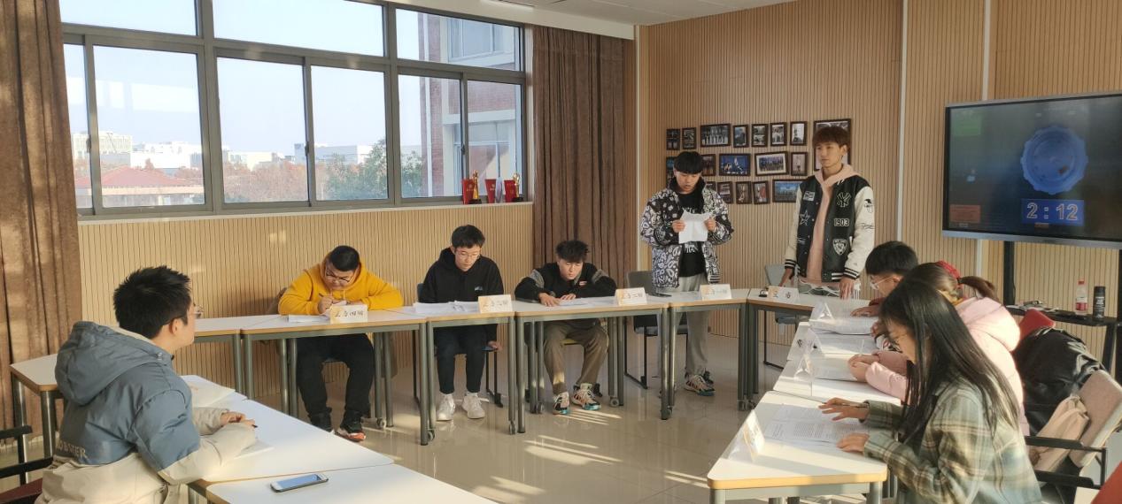 意昂报道图片