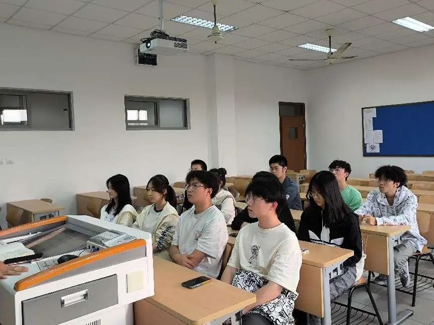 意昂意昂平台图片