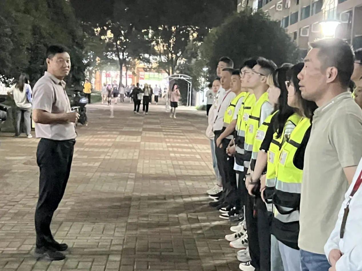 意昂激情图片