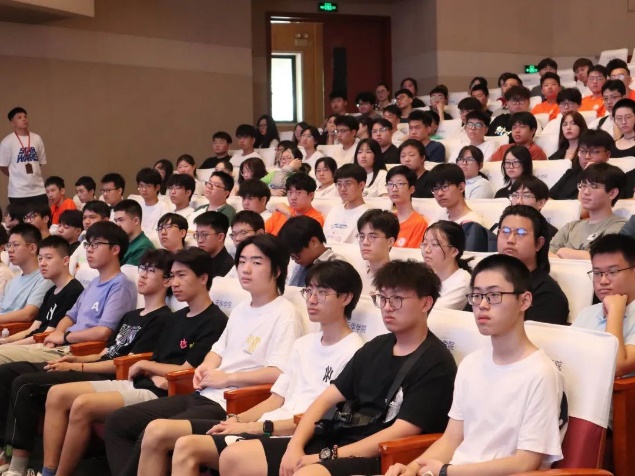 意昂激情图片