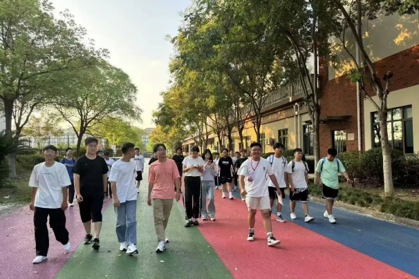 意昂激情图片