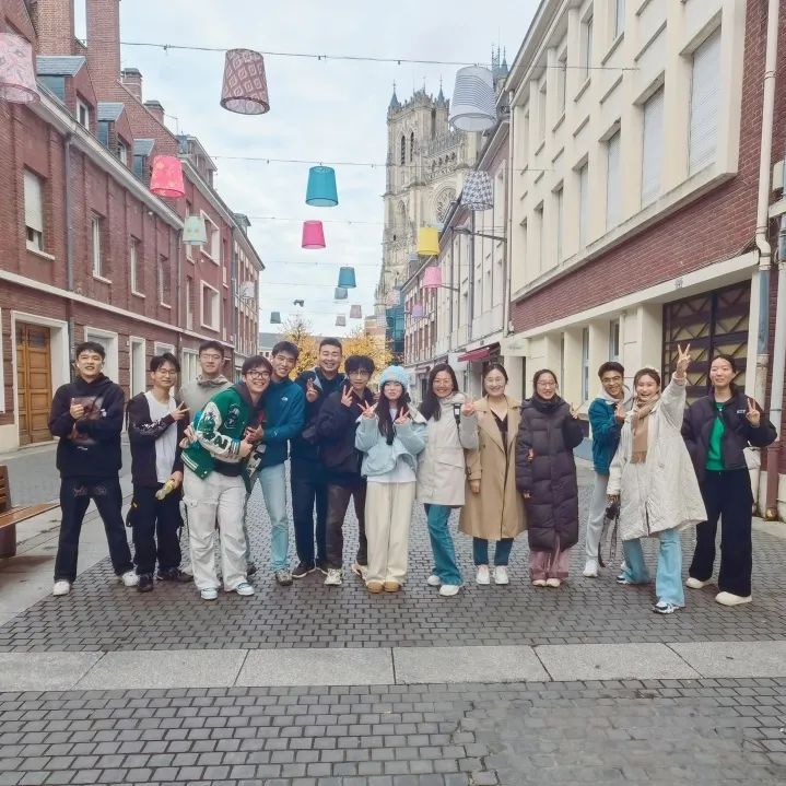 意昂手机版图片