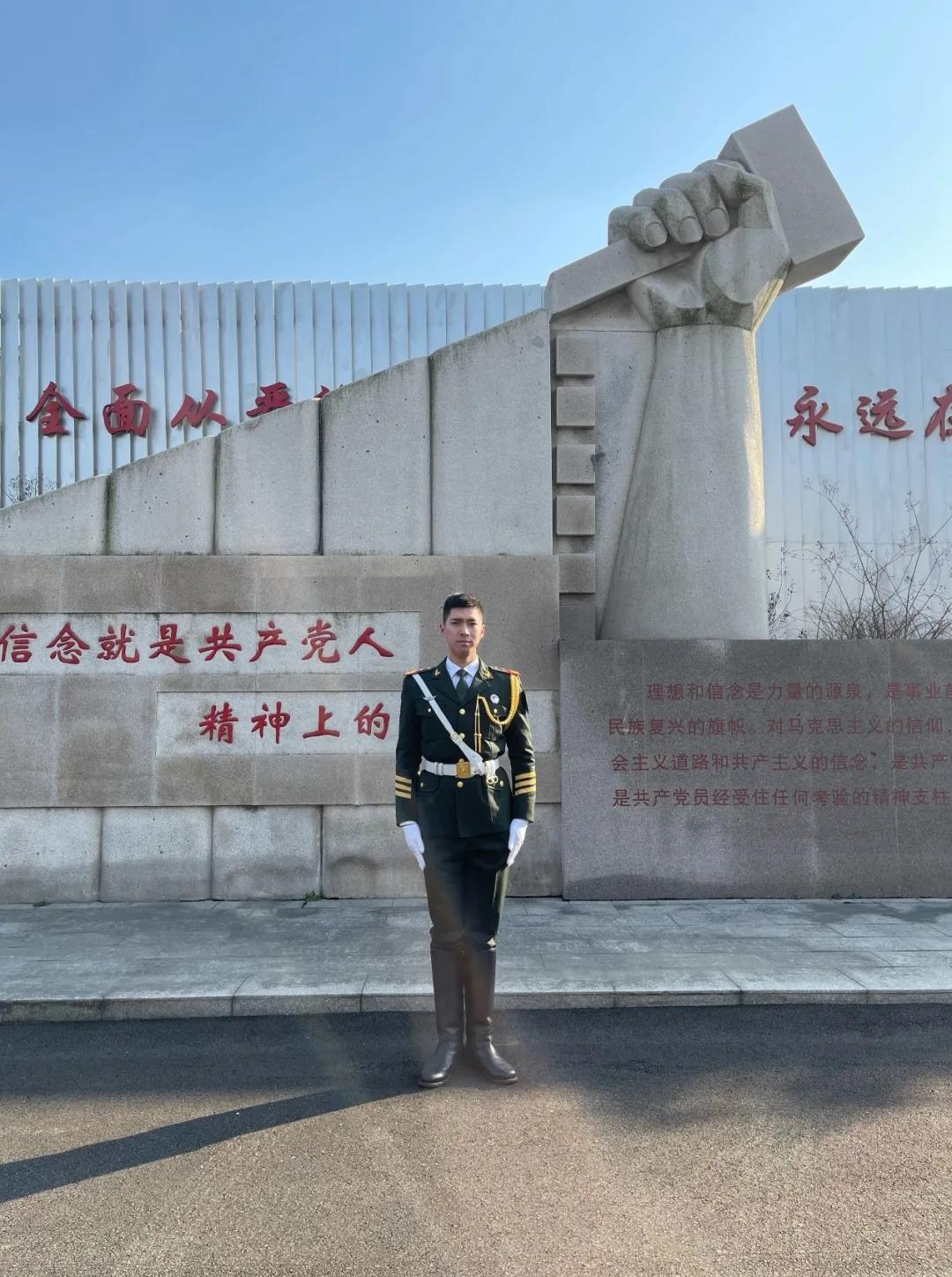 意昂风采图片