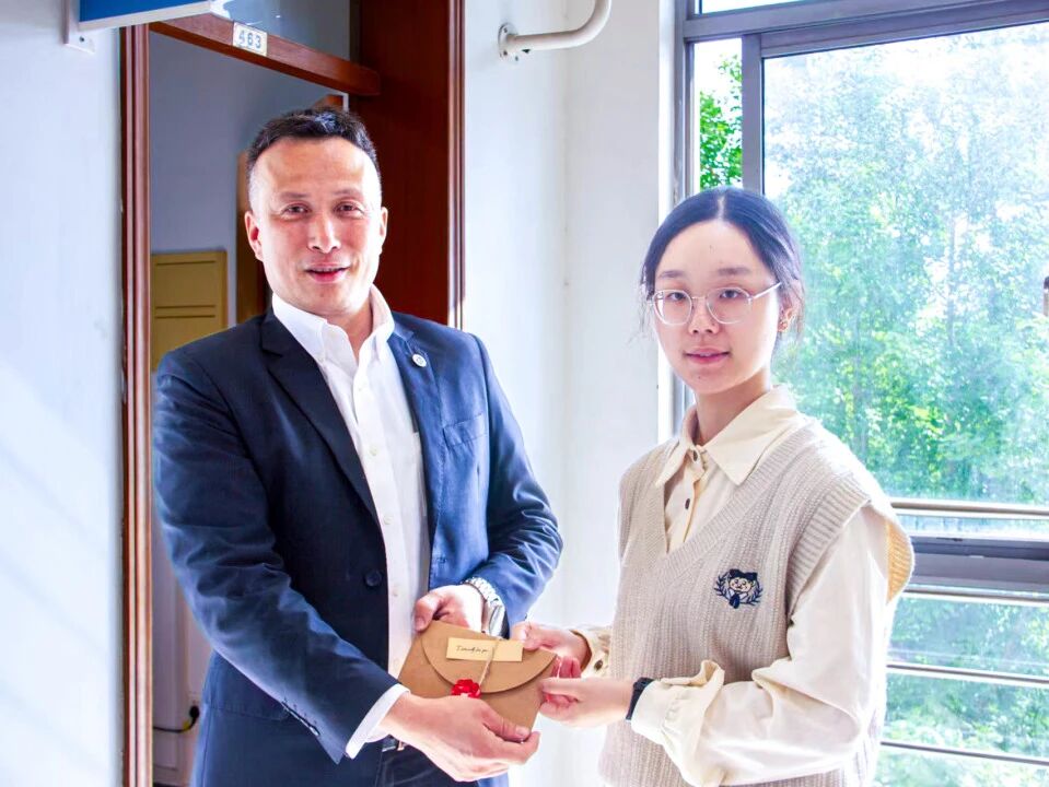 意昂登录图片