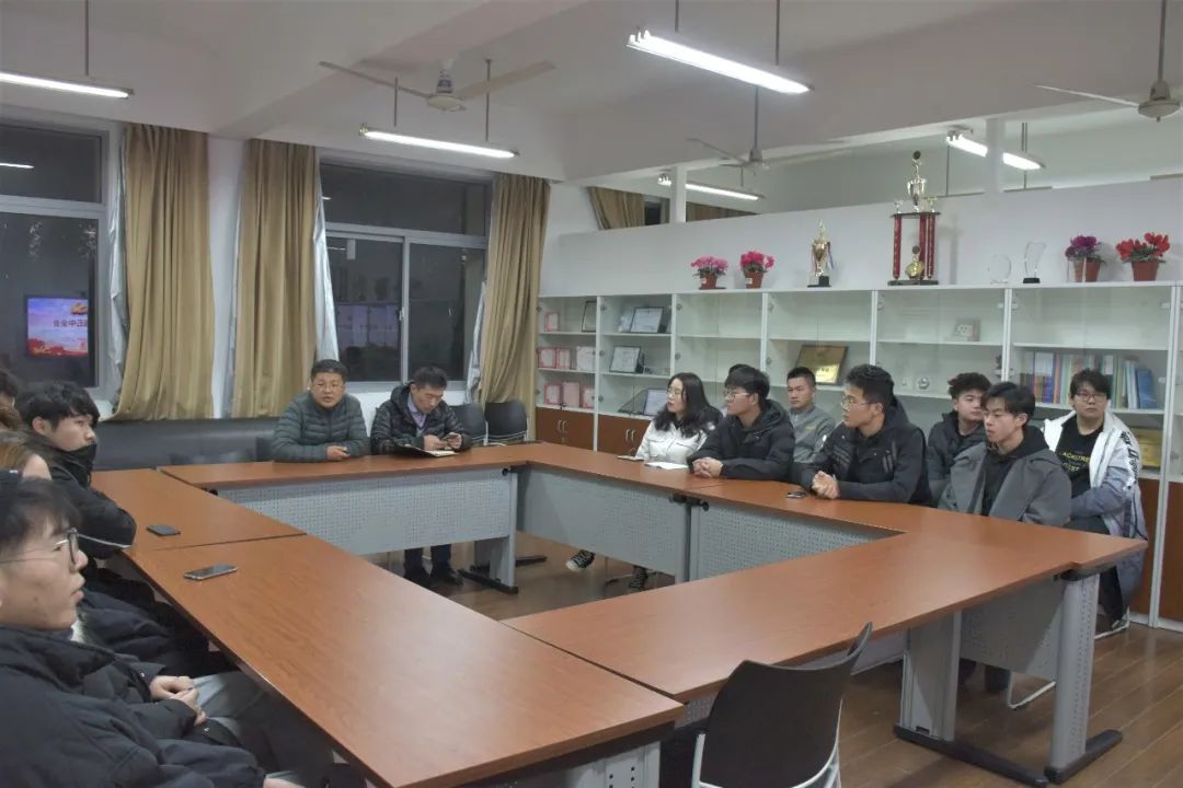 意昂资讯图片