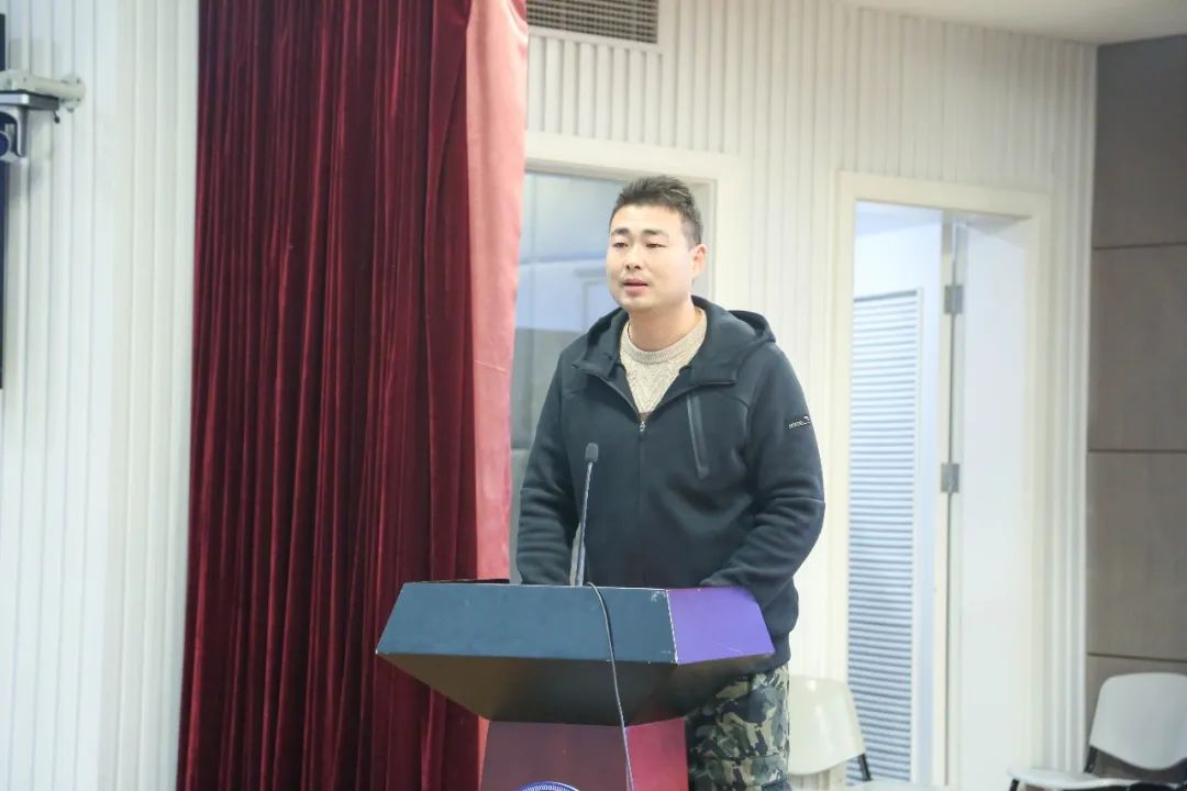 意昂下载图片