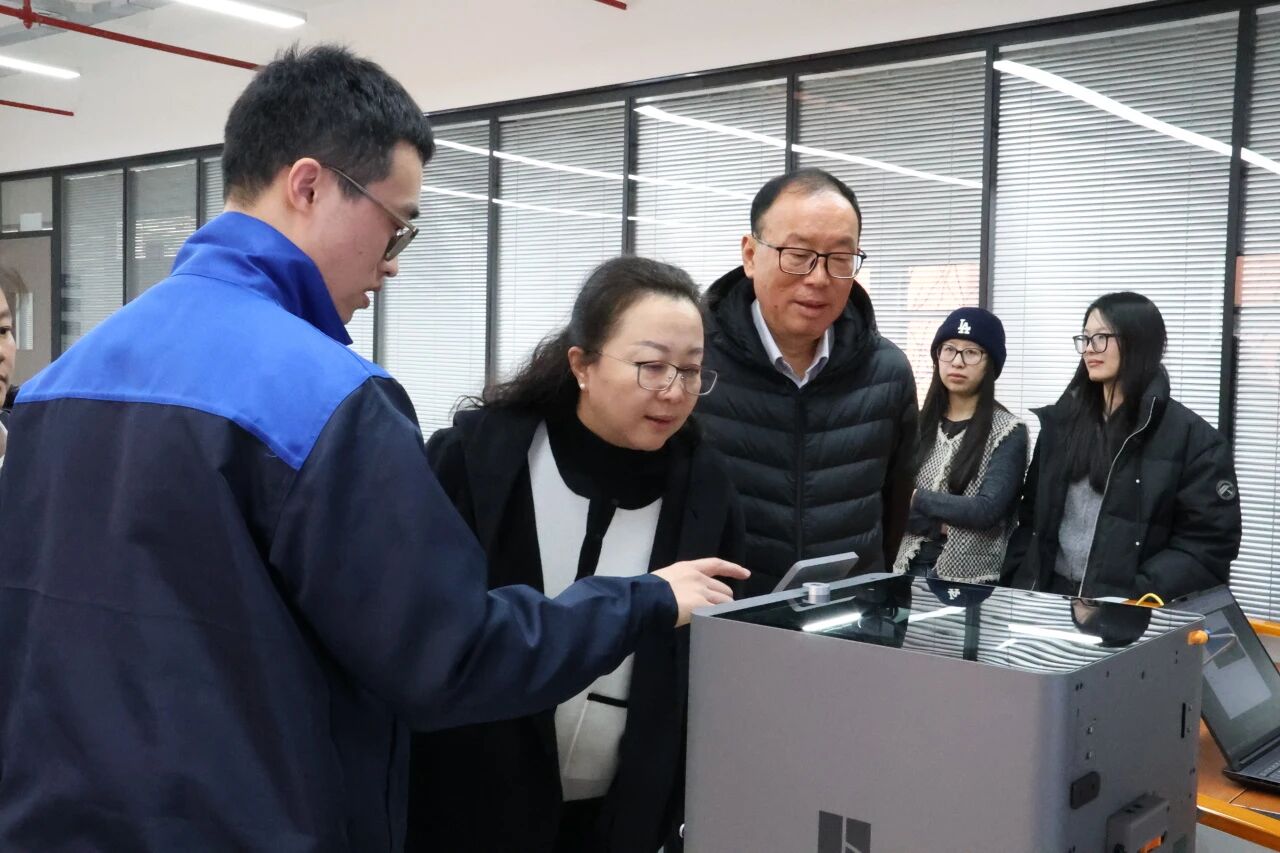 意昂app图片