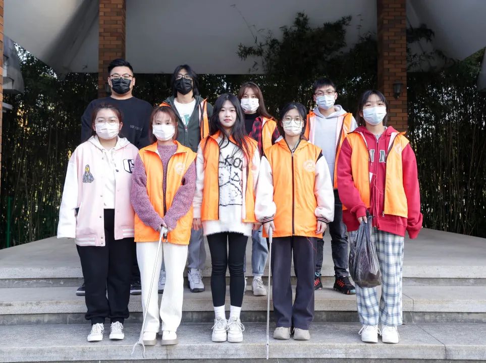 意昂报道图片