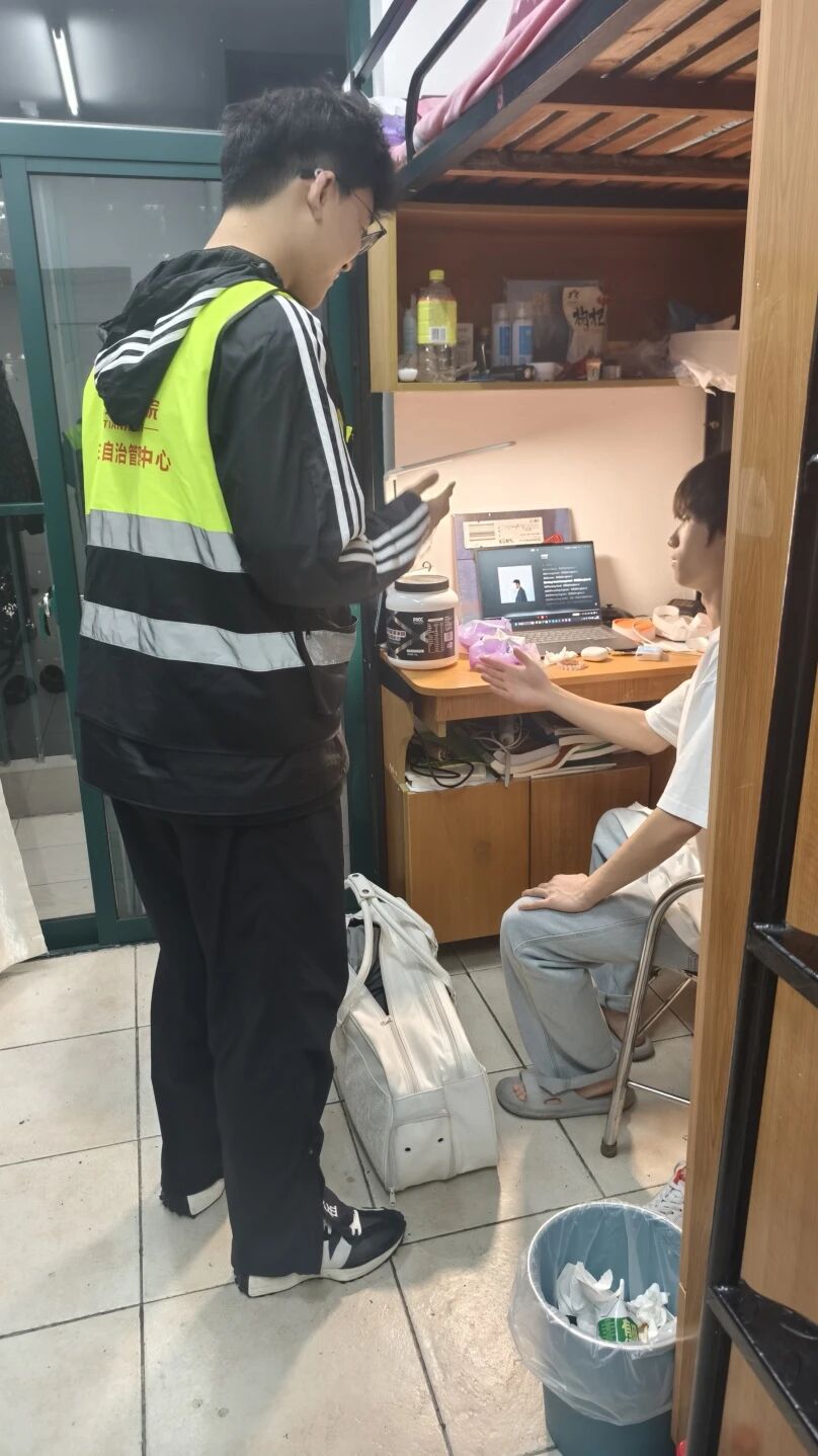 意昂下载图片