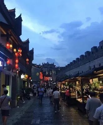 意昂激情图片