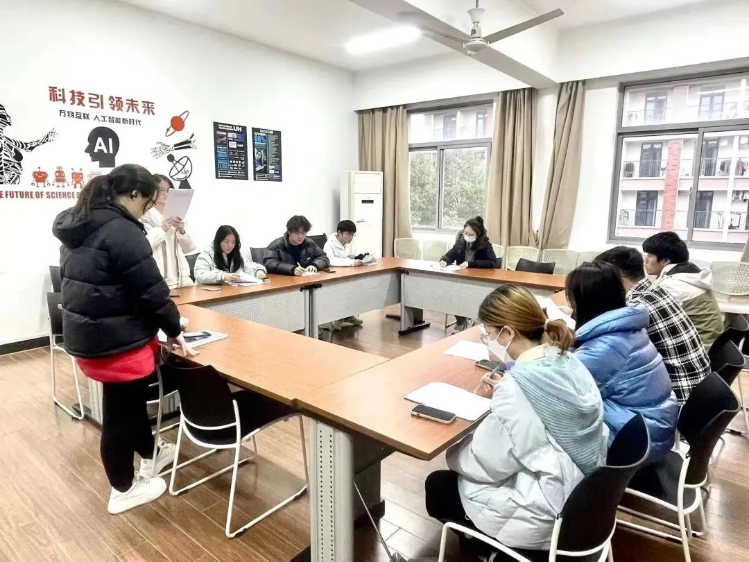 意昂杯赛图片