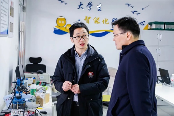 意昂娱乐图片