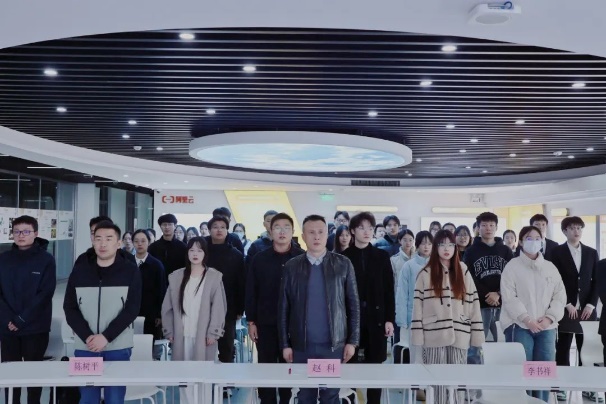 意昂动态图片
