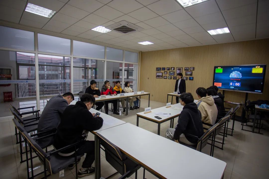 意昂新闻图片
