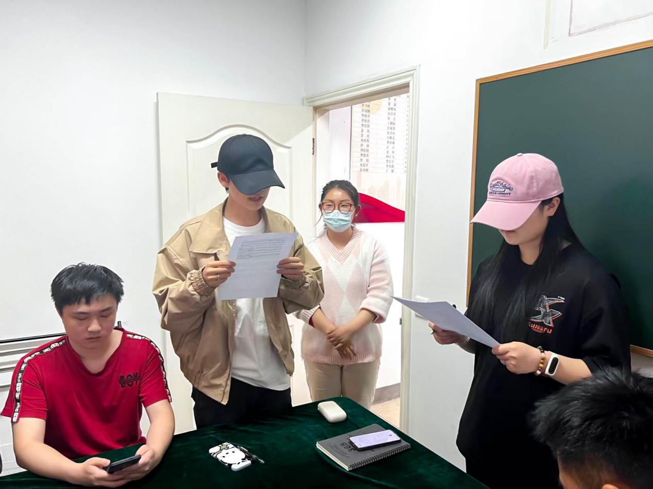 意昂报道图片