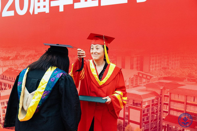 意昂精彩图片
