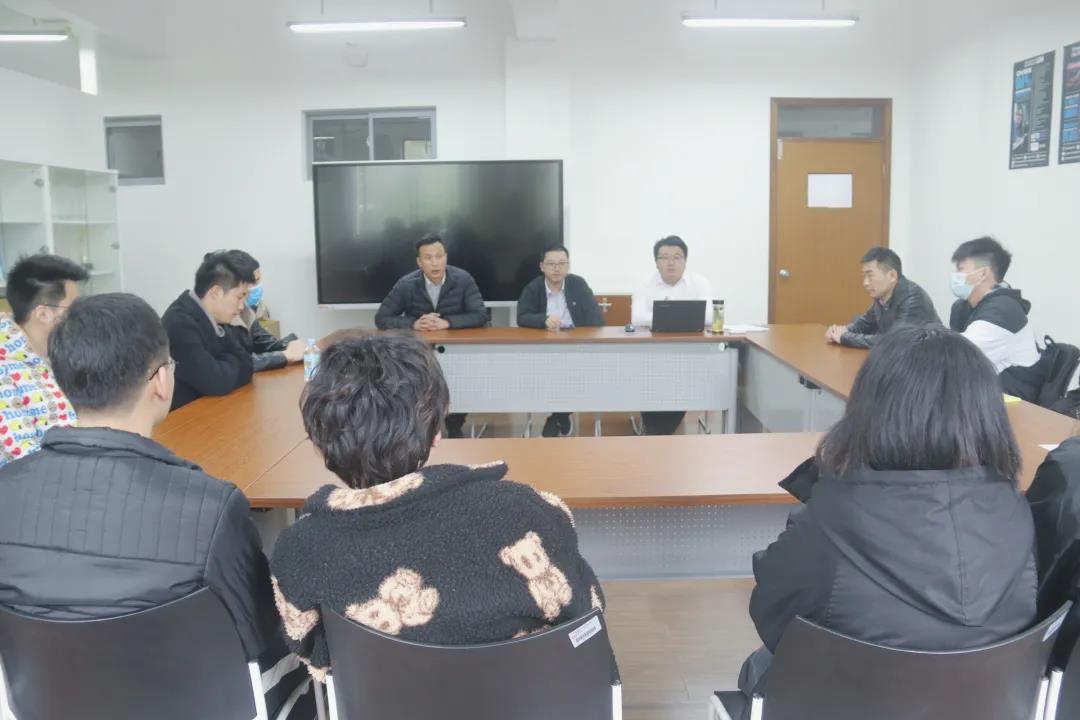 意昂新闻图片