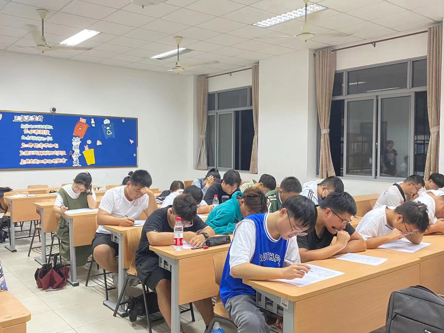 意昂荣耀图片