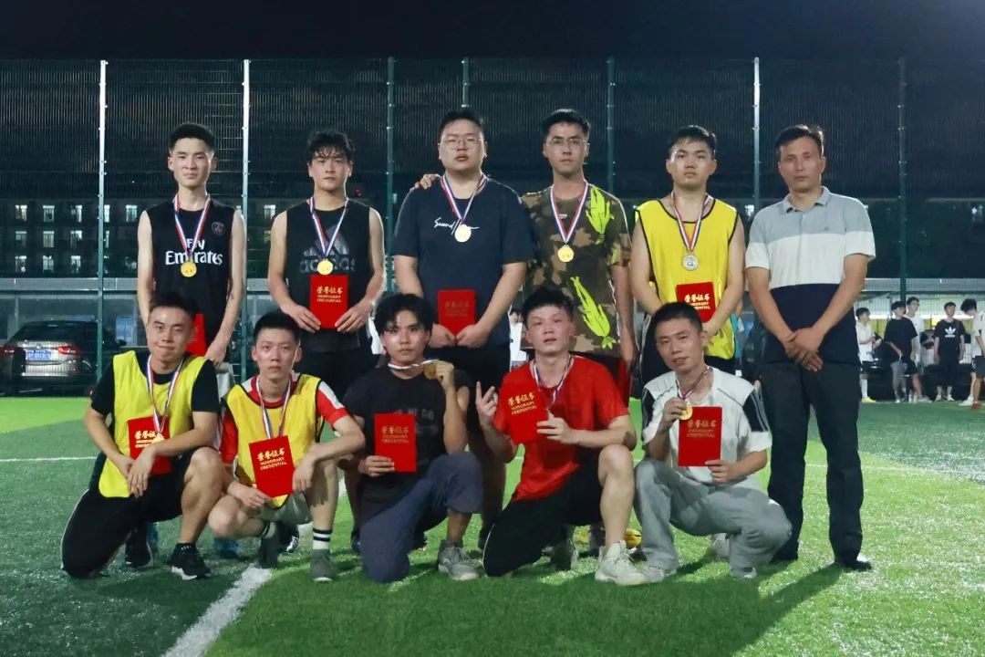 意昂风采图片