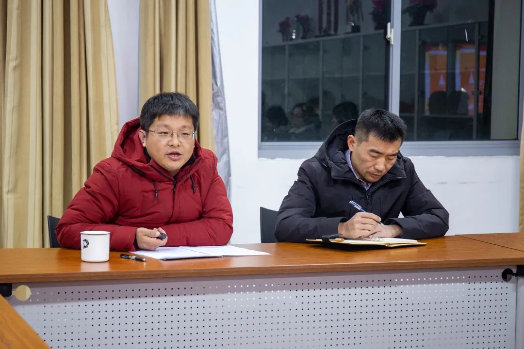 意昂新闻图片