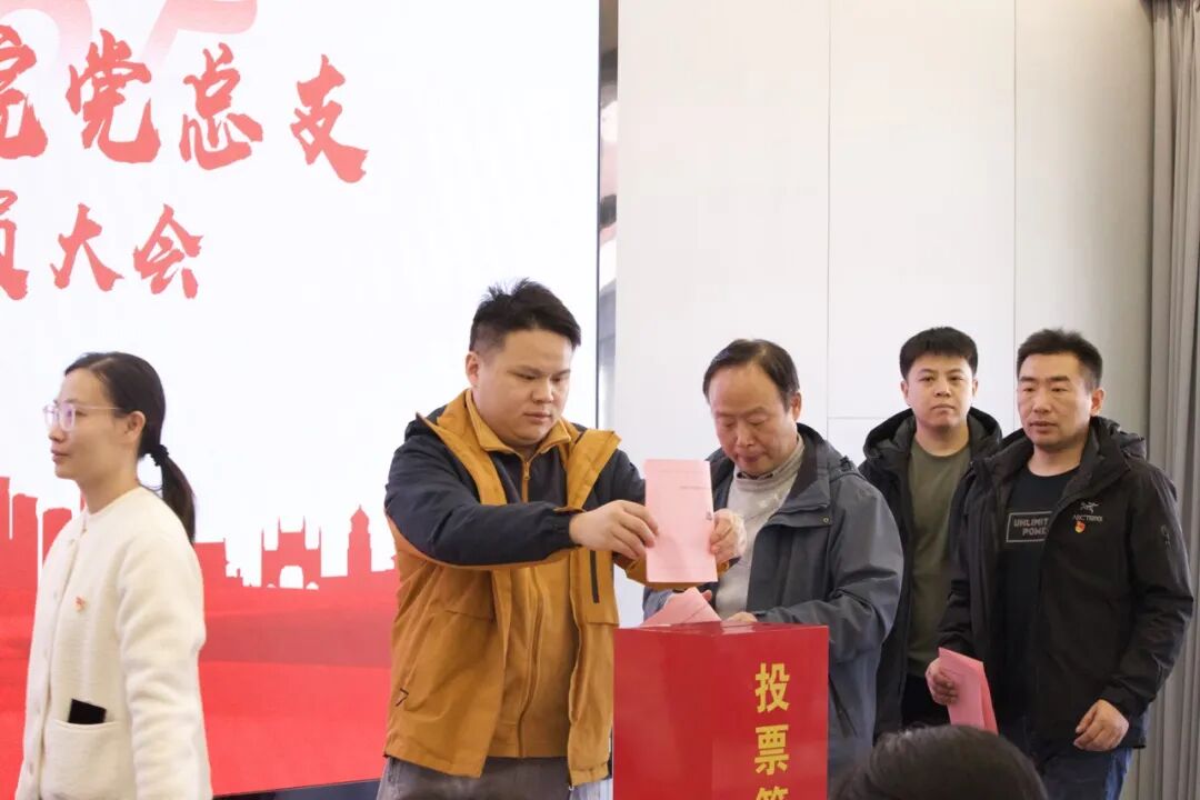 意昂app图片