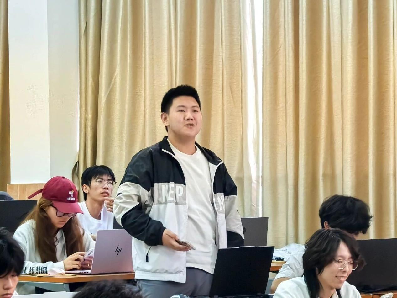 意昂娱乐图片