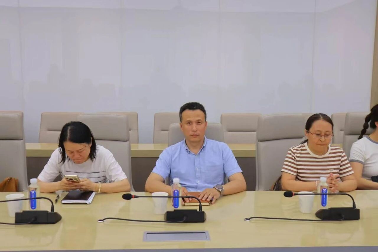 意昂下载图片