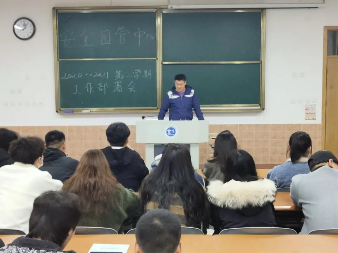 意昂激情图片