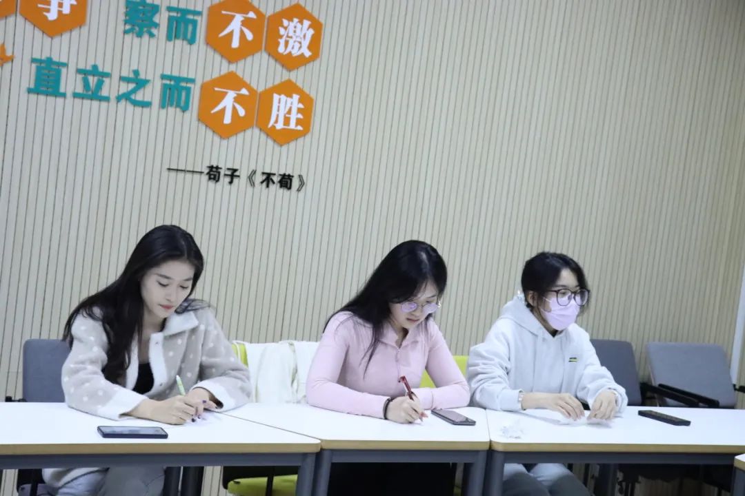 意昂激情图片