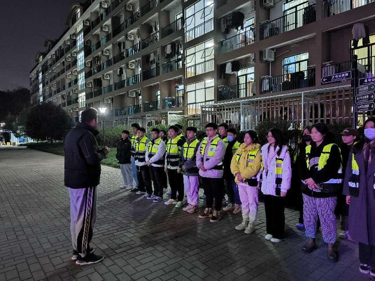 意昂风采图片