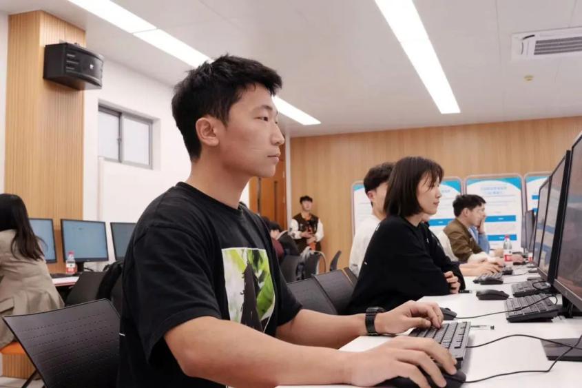 意昂资讯图片