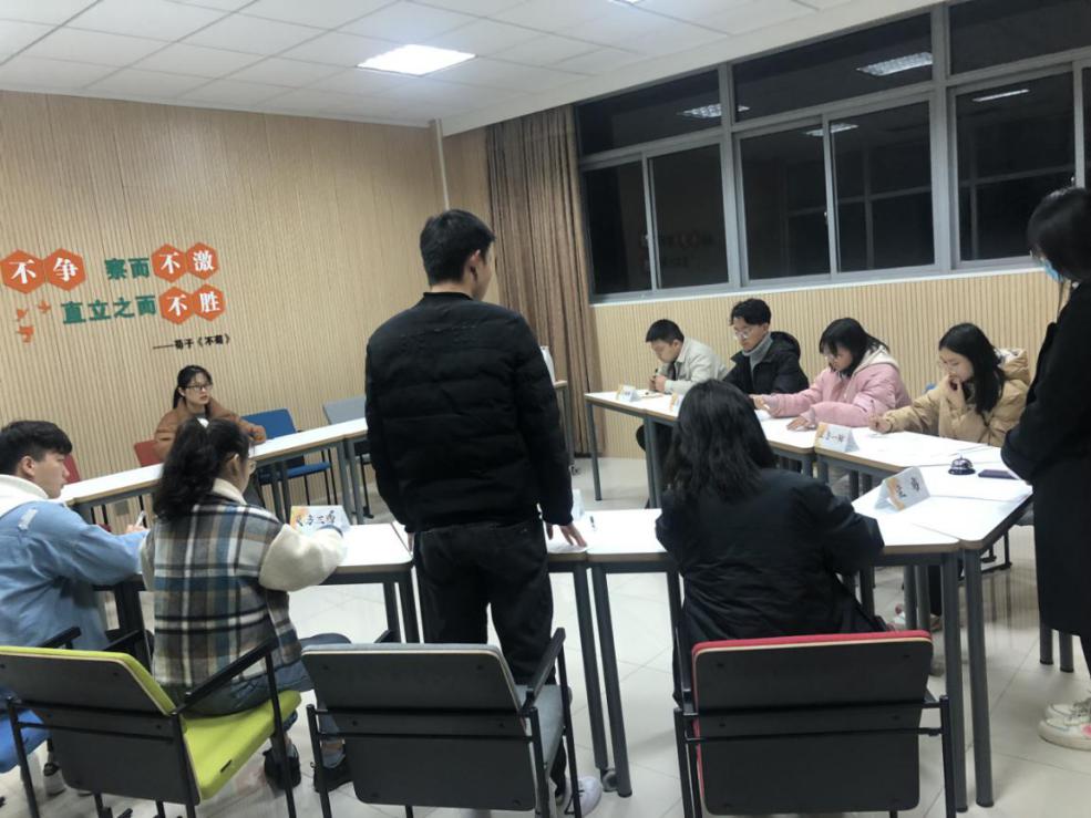 意昂激情图片