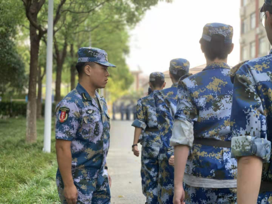 意昂激情图片