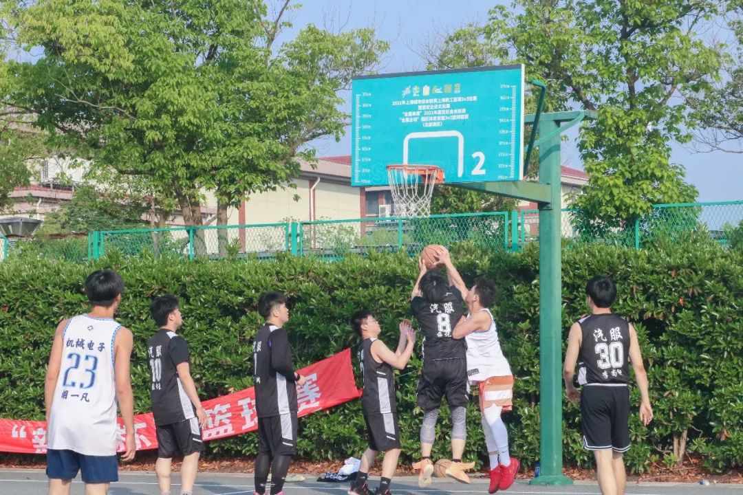 意昂风采图片