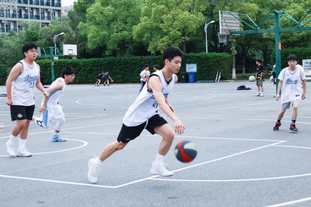 意昂下载图片