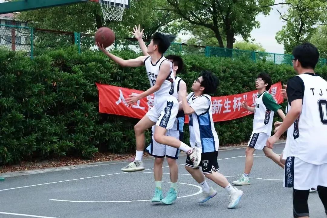 意昂新闻图片