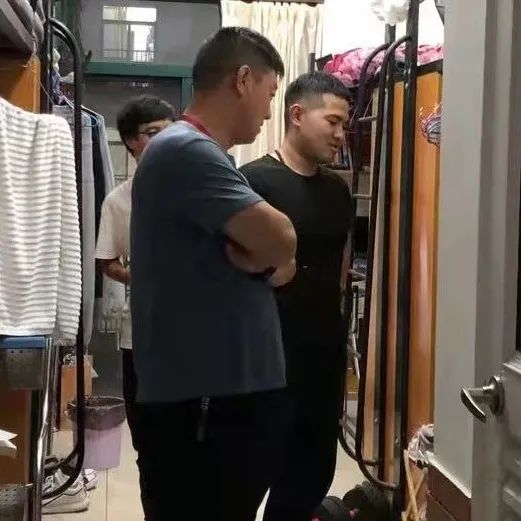 意昂激情图片